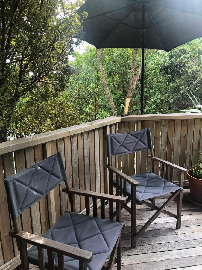 Kaka Ridge Retreat Bush Hideaway Lägenhet Tawharanui Exteriör bild